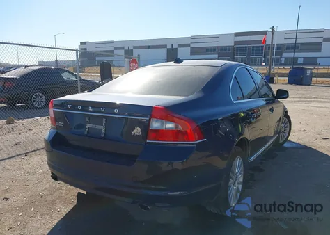 2013 Volvo S80 3.2/3.2 Platinum/3.2 Premier Plus z USA, uszkodzony, nr VIN YV1952AS9D1167018